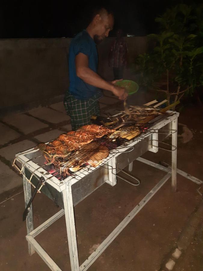 E2 Guest House كاريمونجاوا المظهر الخارجي الصورة