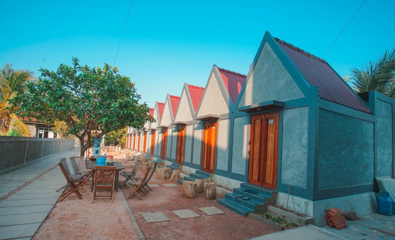 E2 Guest House كاريمونجاوا المظهر الخارجي الصورة